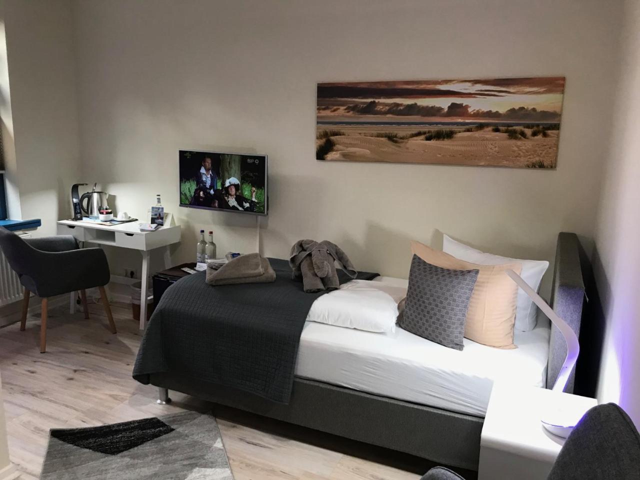 Friesenhof Nieblum - Hotel Garni Экстерьер фото